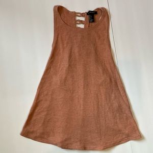 🌻6 for $20🌻 Pink flowy top with back details